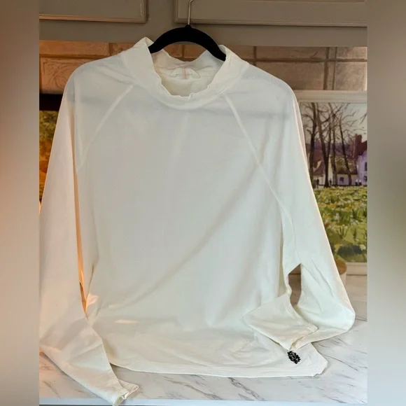 Free People Restoration Layer - Picture 3 of 6